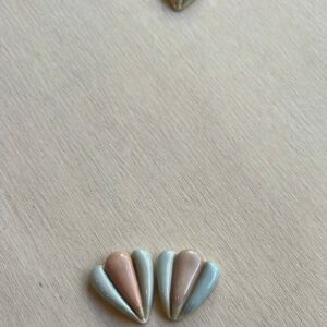 Fèves coquillages édition 2024 fabriquées par Marie Labro à La Tannerie Céramique à Vannes